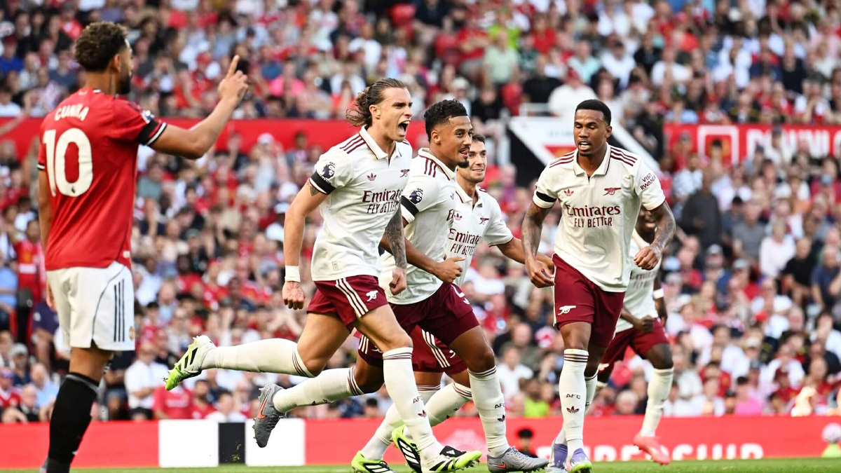 ম্যান ইউনাইটেডকে হারিয়ে নতুন মৌসুম শুরু আর্সেনালের