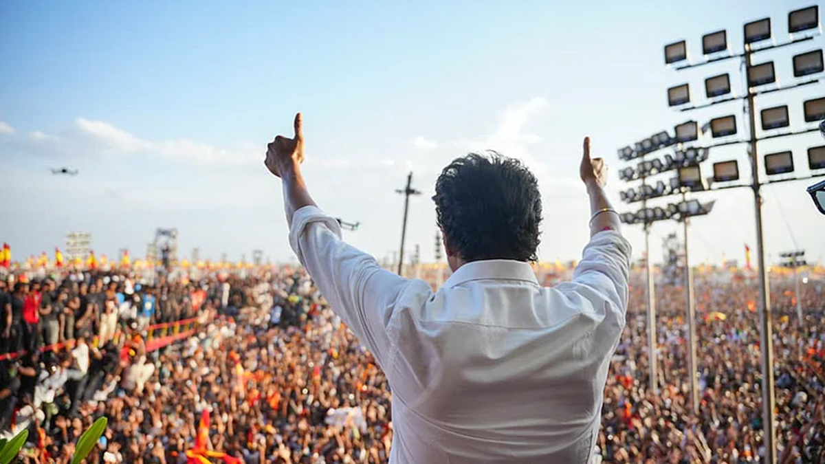 বিজেপিকে ‘ফ্যাসিবাদী’ বলে যুদ্ধ ঘোষণা থালাপতি বিজয়ের