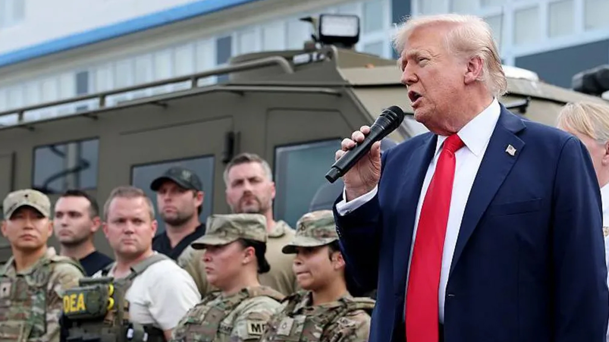 যুক্তরাষ্ট্রের শিকাগোয় সেনা মোতায়েনের পরিকল্পনা ট্রাম্পের