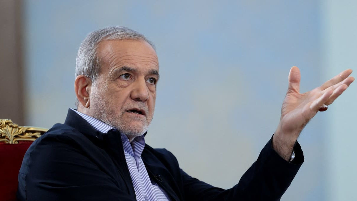 ইসরায়েল-যুক্তরাষ্ট্র যা-ই বলুক, যুদ্ধ করতে ভয় পায় না ইরান: ইরানের প্রেসিডেন্ট