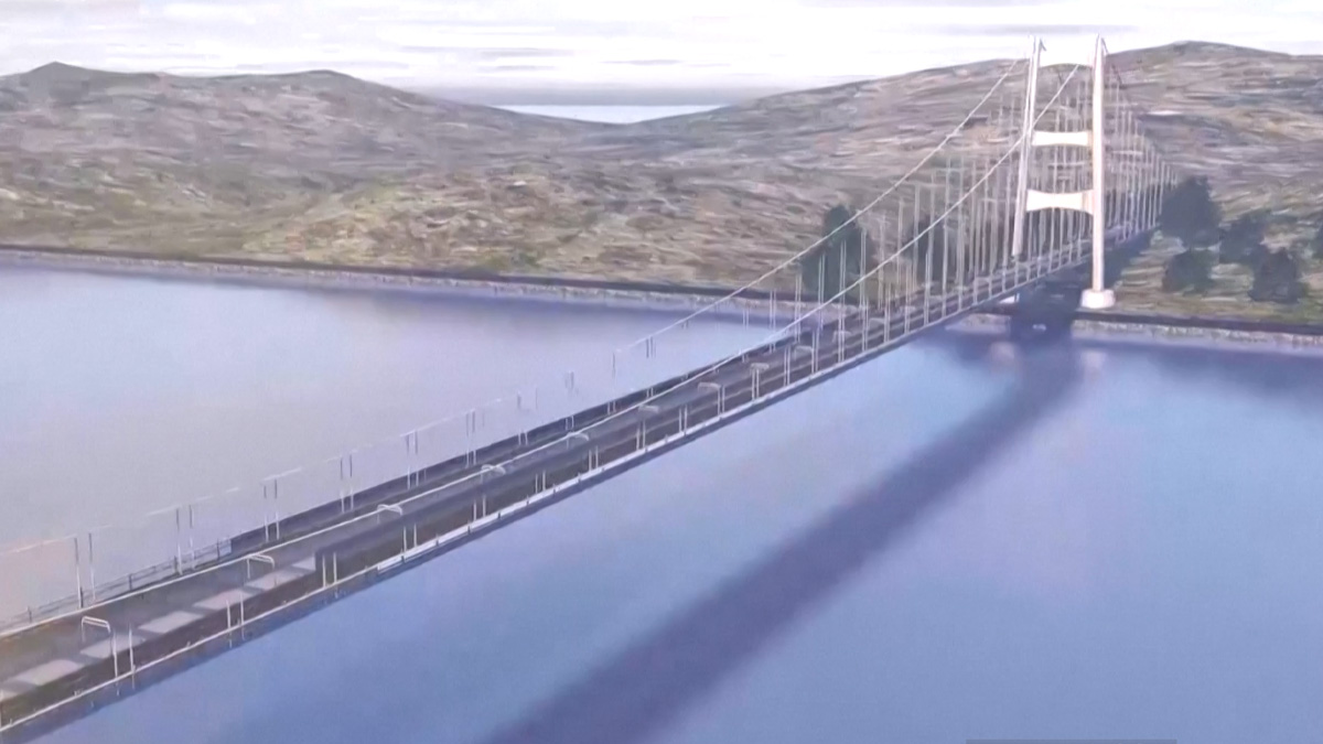 বিশ্বের সবচেয়ে দীর্ঘ সাসপেনশন ব্রিজ তৈরির অনুমোদন দিলো ইতালি