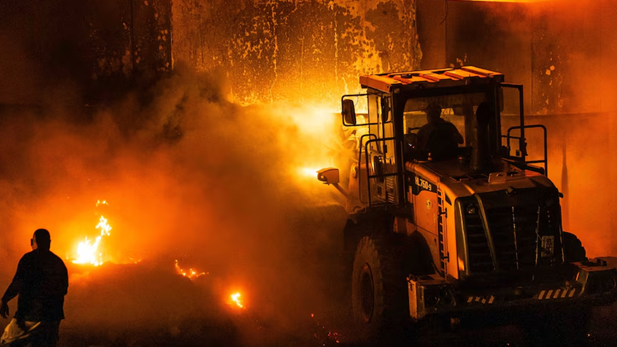 মার্শাল দ্বীপপুঞ্জের সংসদ ভবনে ভয়াবহ আগুন