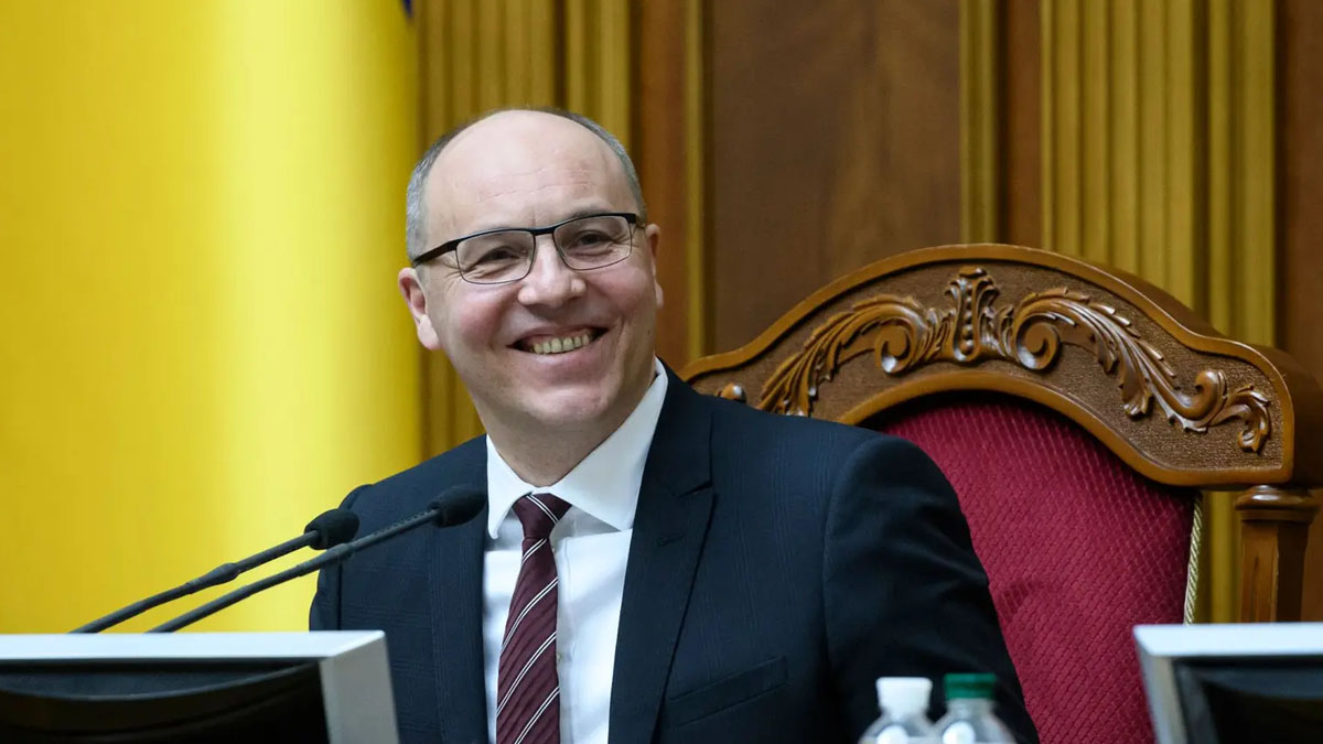 ইউক্রেনের প্রাক্তন পার্লামেন্ট স্পিকার আন্দ্রিয় প্যারুবিকে গুলি করে হত্যা