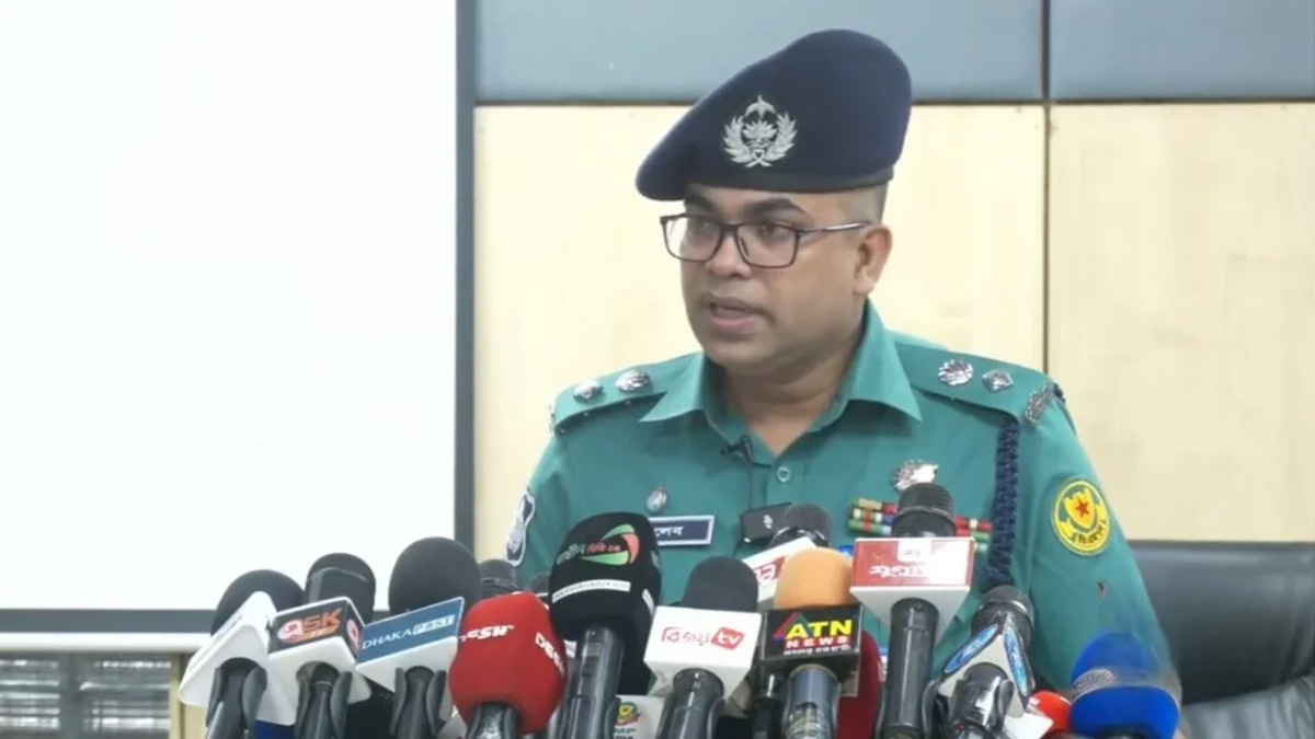 ঢাকায় আ. লীগের গোপন বৈঠকের তদন্ত চলছে, আগস্টে নিরাপত্তা শঙ্কা নেই: ডিএমপি