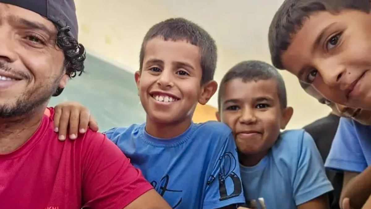 অস্কারজয়ী ফিলিস্তিনি চলচ্চিত্রকর্মী আওদাহ’র মরদেহ আটক করে রেখেছে ইসরায়েল