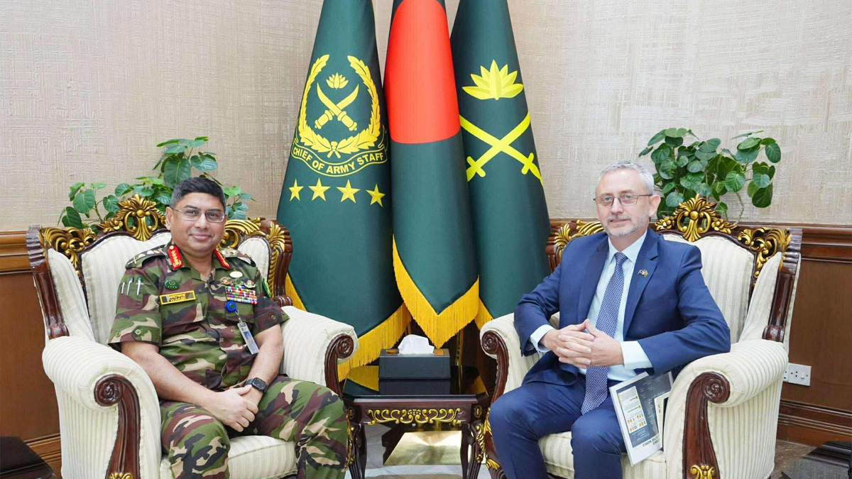 সেনাপ্রধানের সঙ্গে ইইউ রাষ্ট্রদূতের সৌজন্য সাক্ষাৎ