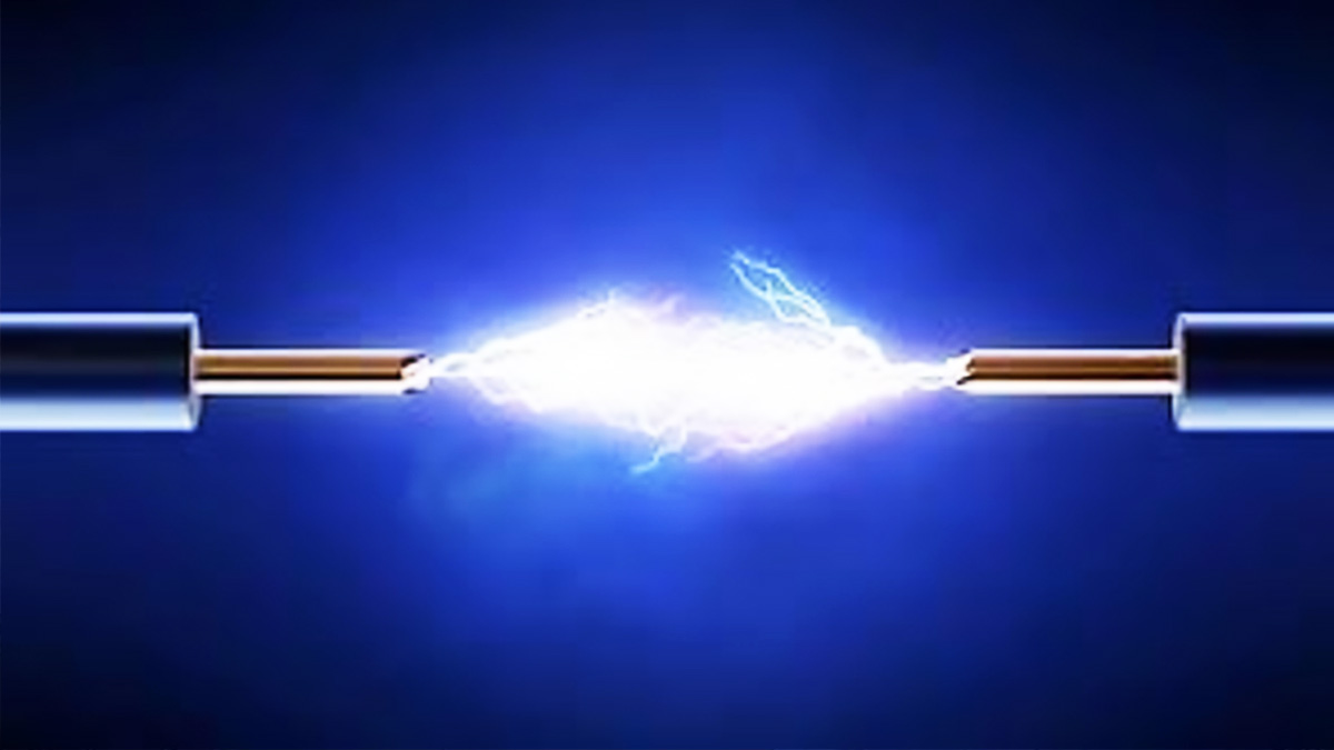 যশোরে বিদ্যুৎস্পৃষ্টে ইজিবাইক চালক ও শিশুর মৃত্যু