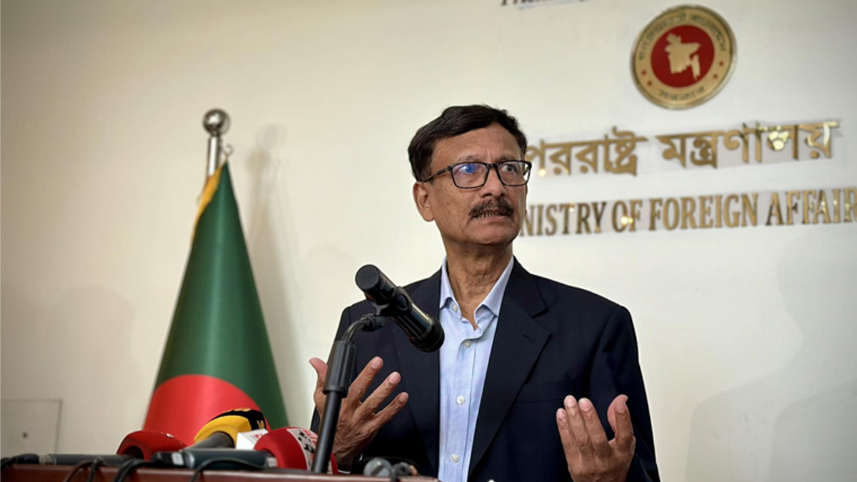 তারেক রহমান দেশে ফেরার তথ্য জানালে উদ্যোগ নেবে সরকার: পররাষ্ট্র উপদেষ্টা