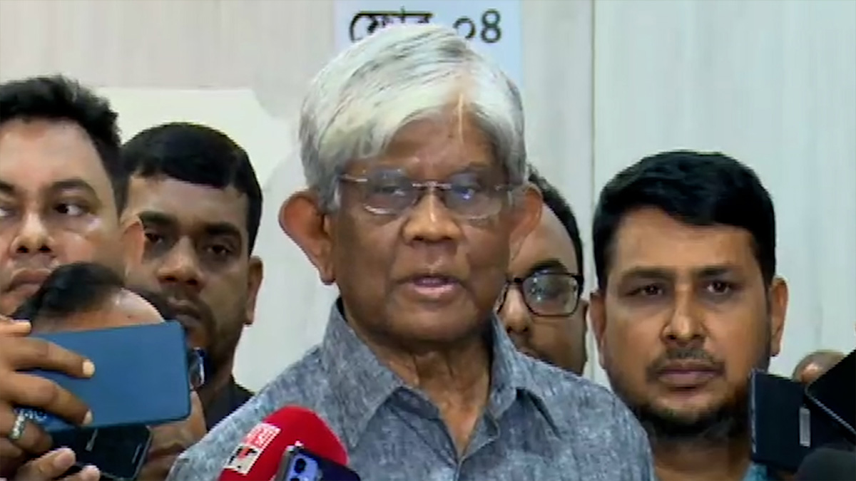 আন্তর্জাতিক বাজার বিবেচনায় এলএনজি কেনা হচ্ছে: অর্থ উপদেষ্টা