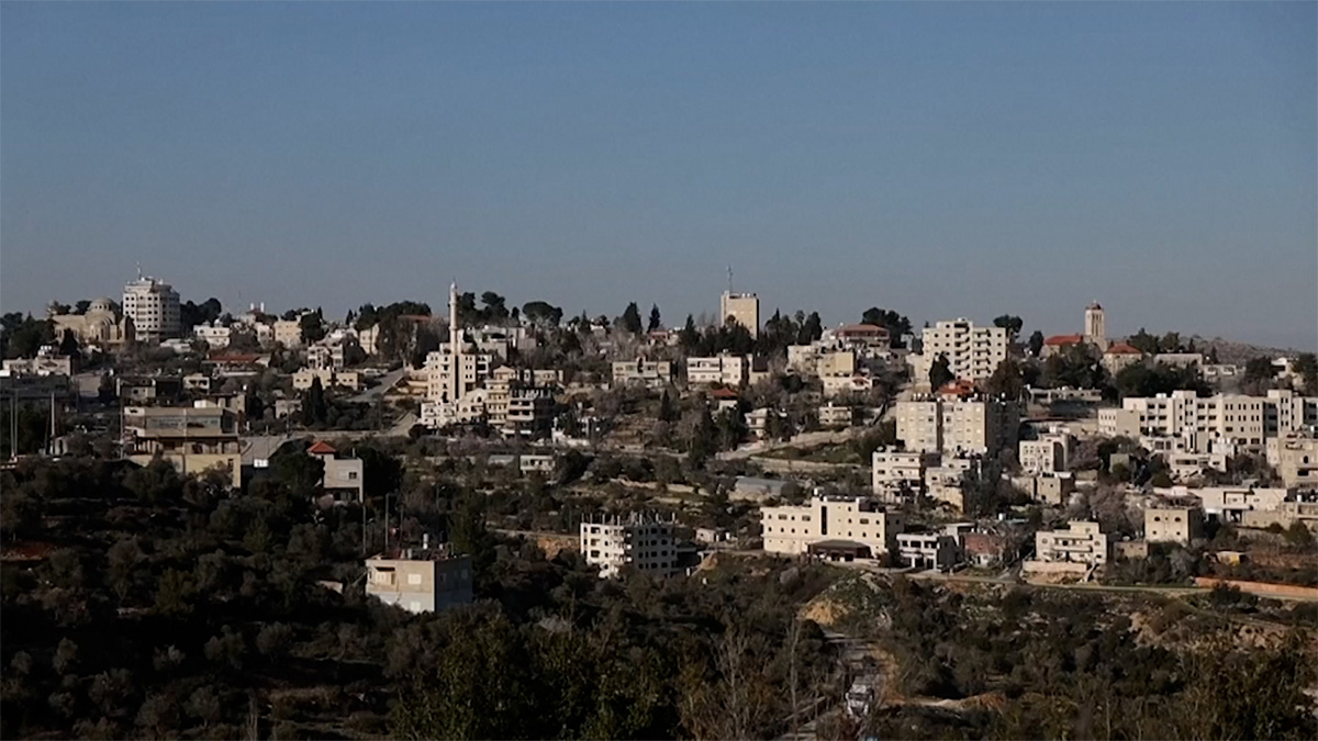 তবে কি পশ্চিম তীরে সার্বভৌমত্ব প্রতিষ্ঠার চিন্তা থেকে সরে এসেছে ইসরায়েল?