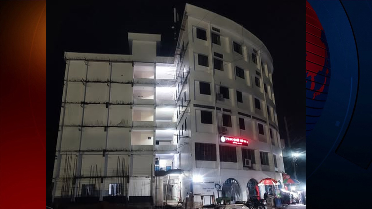 যশোর আইনজীবী সমিতির ৪ সদস্যকে সাময়িক বহিস্কার