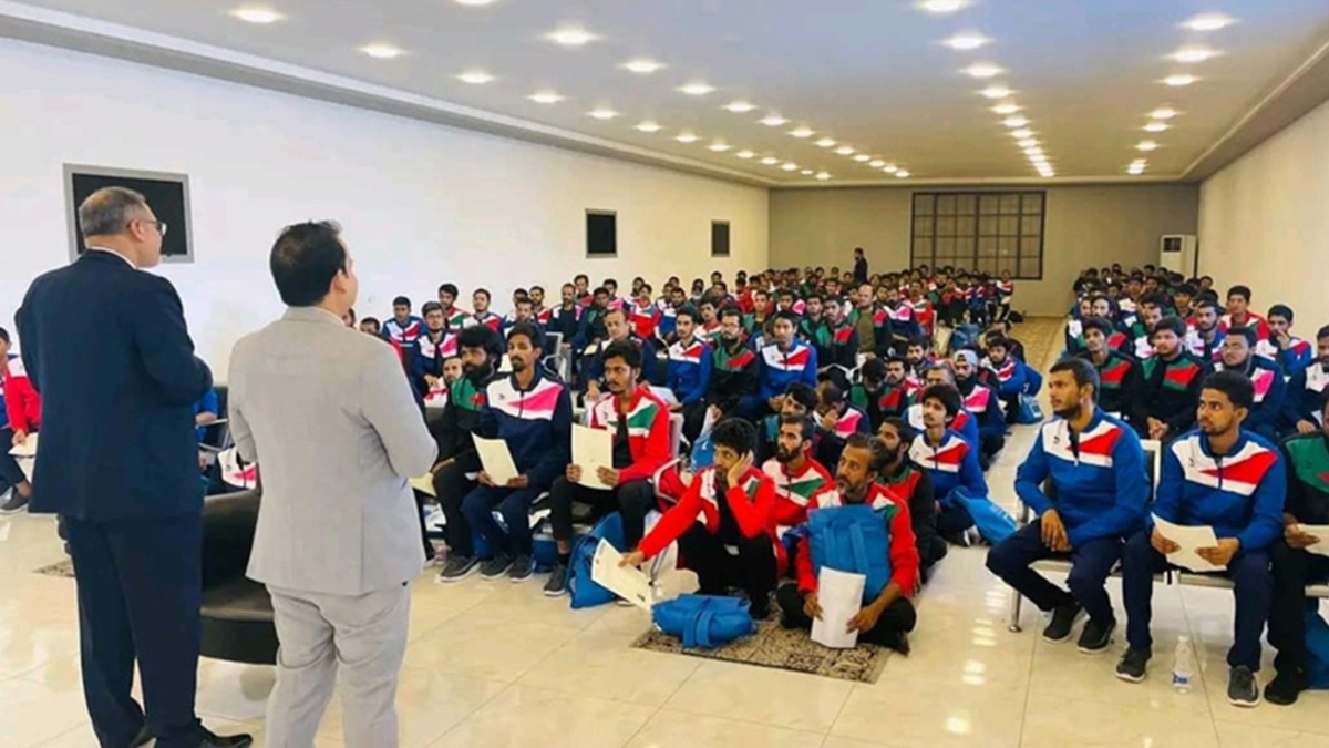 লিবিয়া থেকে দেশে ফিরলেন ১৭৬ জন