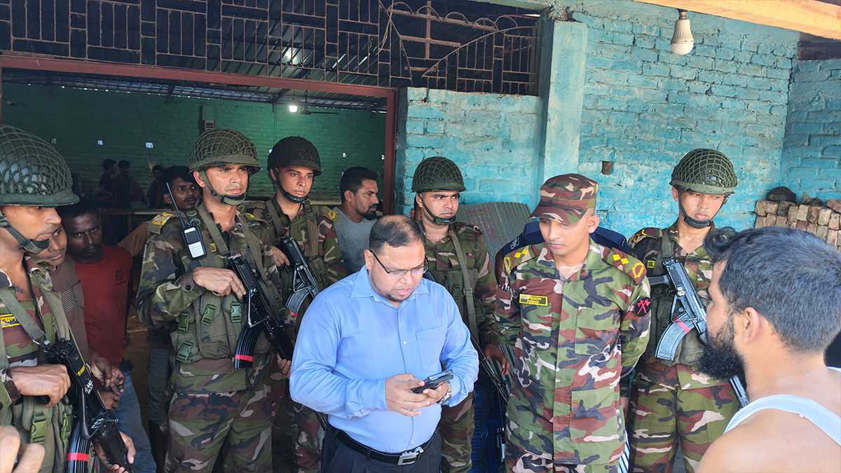 পঞ্চগড়ে যৌথ বাহিনীর অভিযানে দুই প্রতিষ্ঠানকে জরিমানা