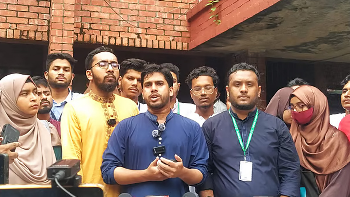 পরাজয় নিশ্চিত জেনে ছাত্রদলের ভোট বর্জন: শিবির সমর্থিত ভিপি প্রার্থী