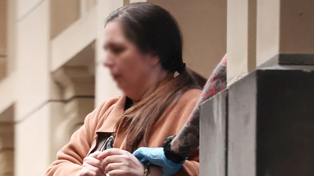 বিষাক্ত মাশরুম খাওয়ানোর দায়ে তিন হত্যাকাণ্ড, যাবজ্জীবন সাজা অস্ট্রেলীয় নারীর