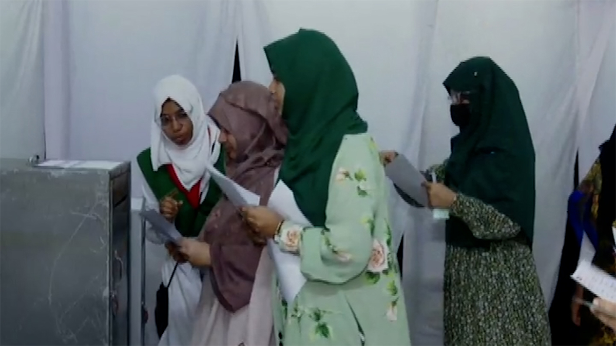 শান্তিপূর্ণভাবে শেষ হলো ডাকসু নির্বাচনের ভোটগ্রহণ