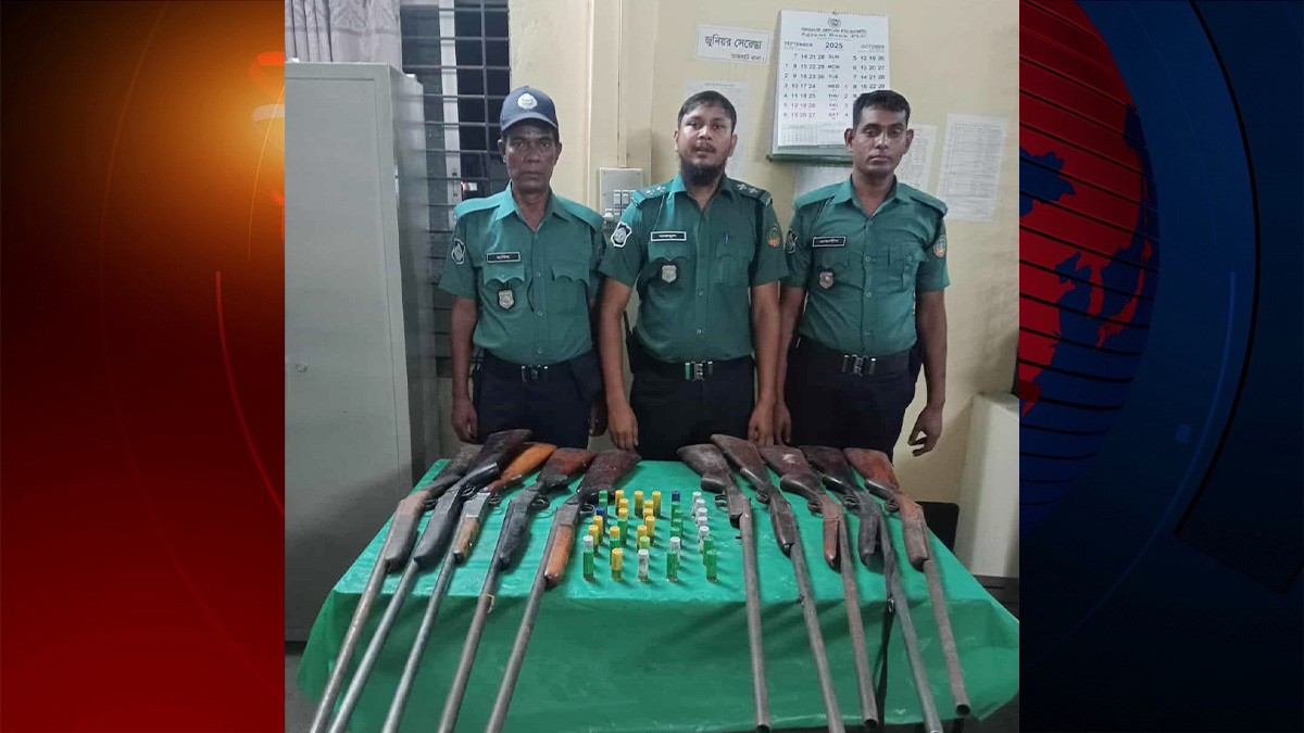রংপুর মহানগরী থেকে ৩৬ রাউন্ড গুলিসহ ১০টি আগ্নেয়াস্ত্র উদ্ধার