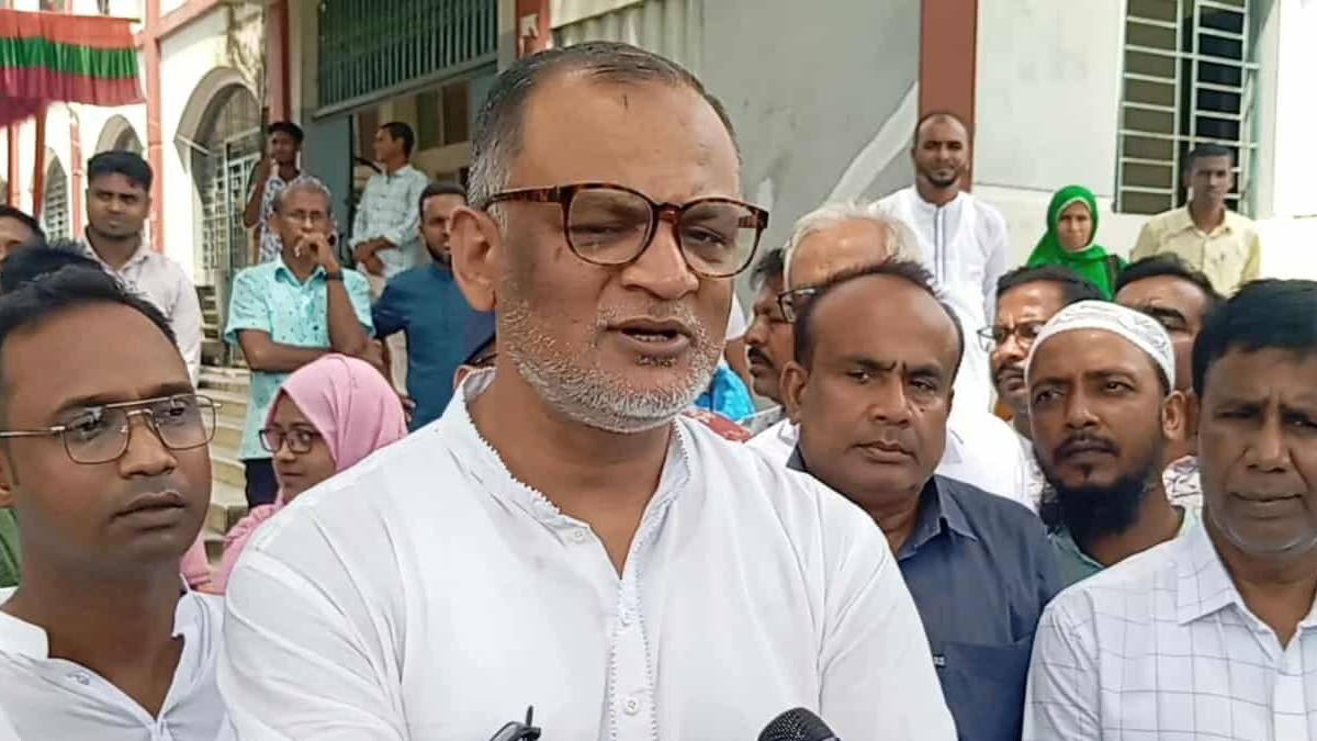 এক মাসের মধ্যে বাড়বে আলুর দাম: বাণিজ্য উপদেষ্টা